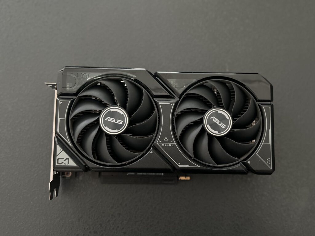 RTX 4060 -näytönohjain käytettynä
