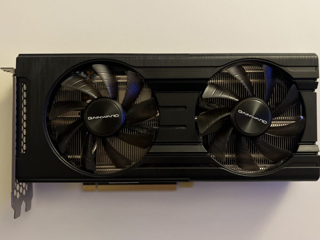 RTX 3060 näytönohjain käytettynä