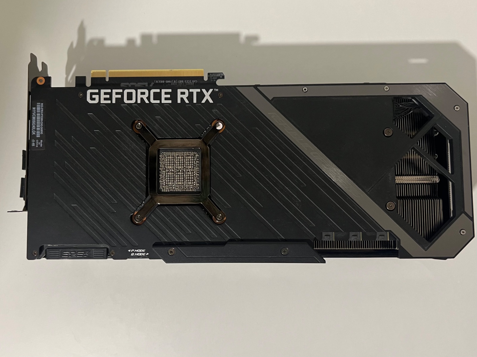 RTX 3090 näytönohjain käytettynä – Asus Rog strix 24GB, 6 kuukauden takuu