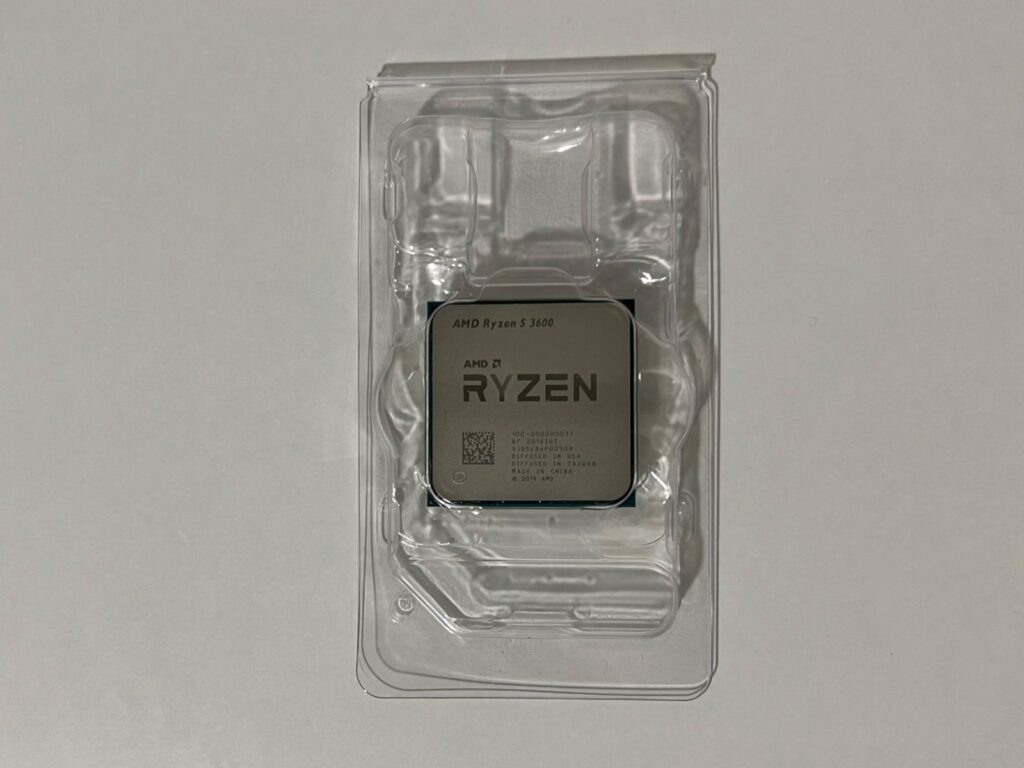 Ryzen 5 3600 prosessori käytettynä, 6 kuukauden takuu